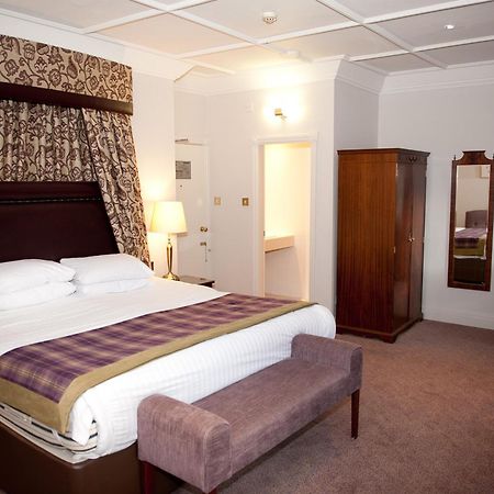 The Lymm Hotel Exterior foto