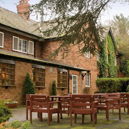 The Lymm Hotel Exterior foto