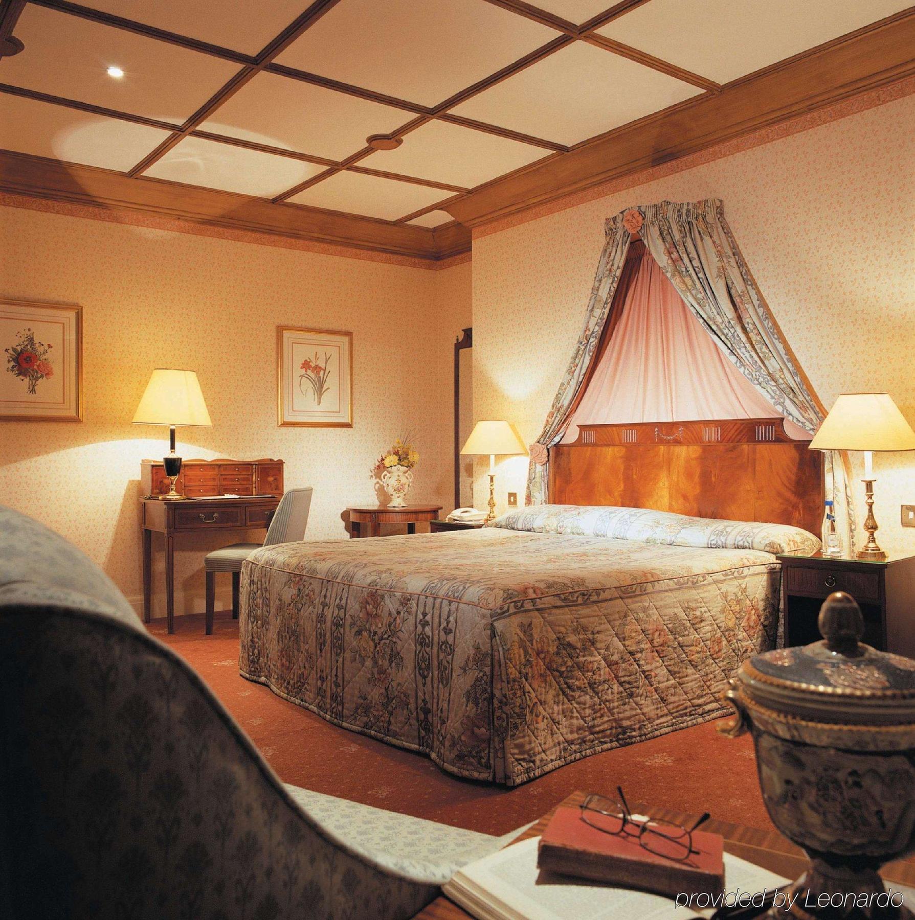 The Lymm Hotel Cameră foto
