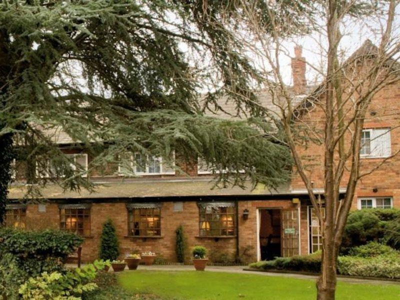 The Lymm Hotel Exterior foto
