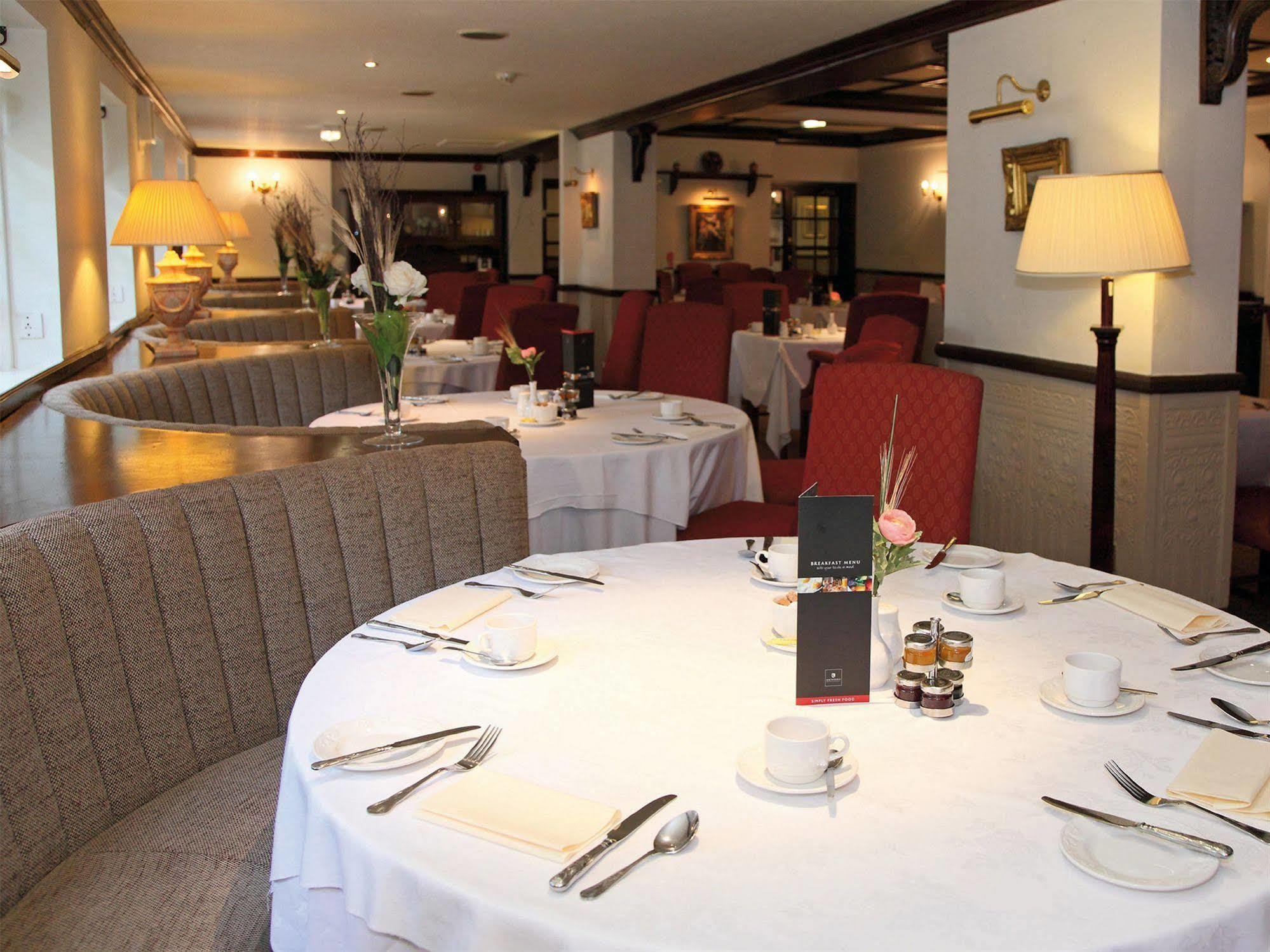 The Lymm Hotel Exterior foto