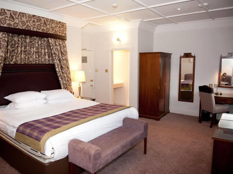 The Lymm Hotel Exterior foto