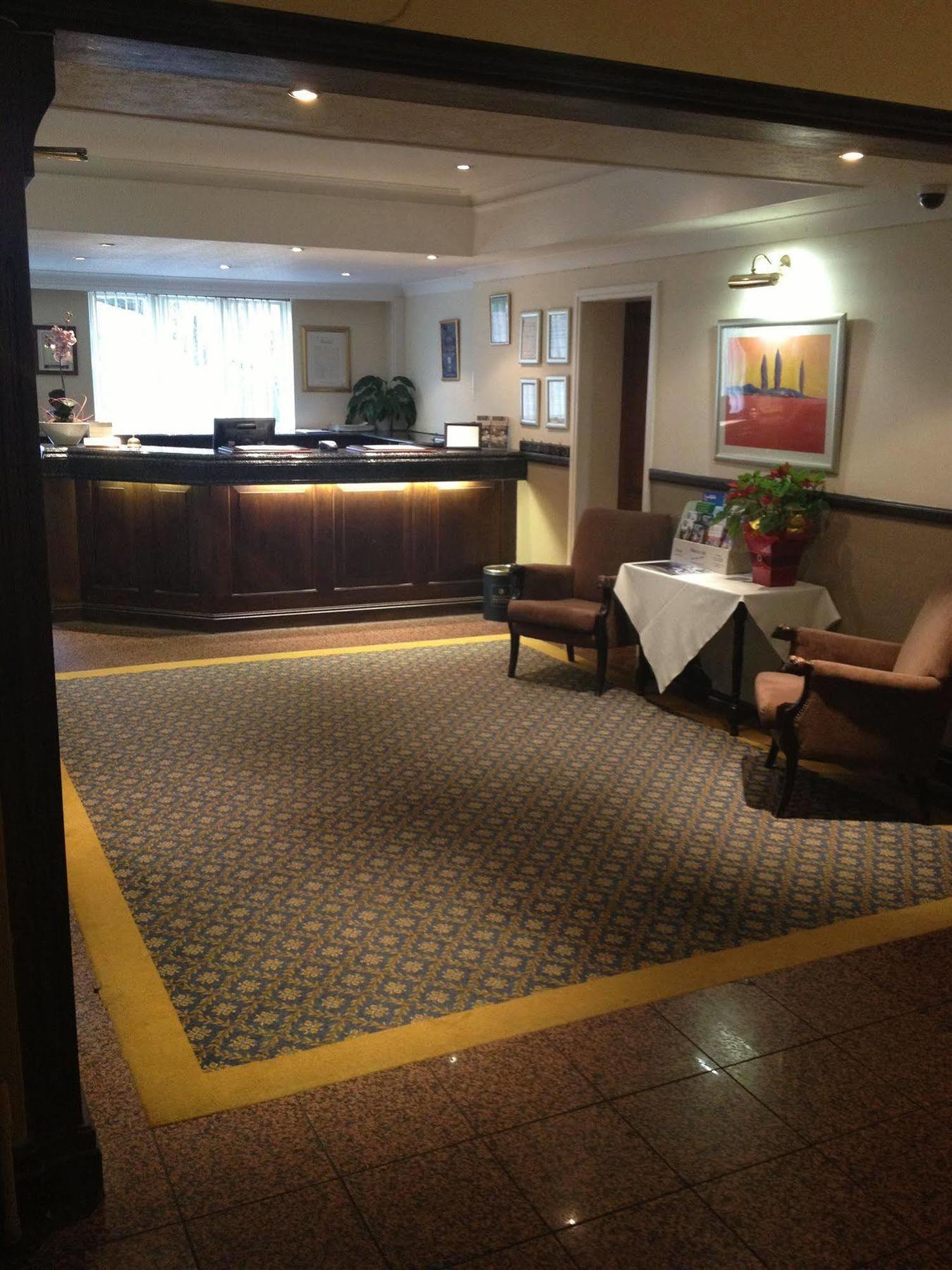 The Lymm Hotel Exterior foto